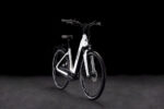 Cube Supreme Hybrid Comfort ONE 500 metallicwhite´n´black – Bild 2
